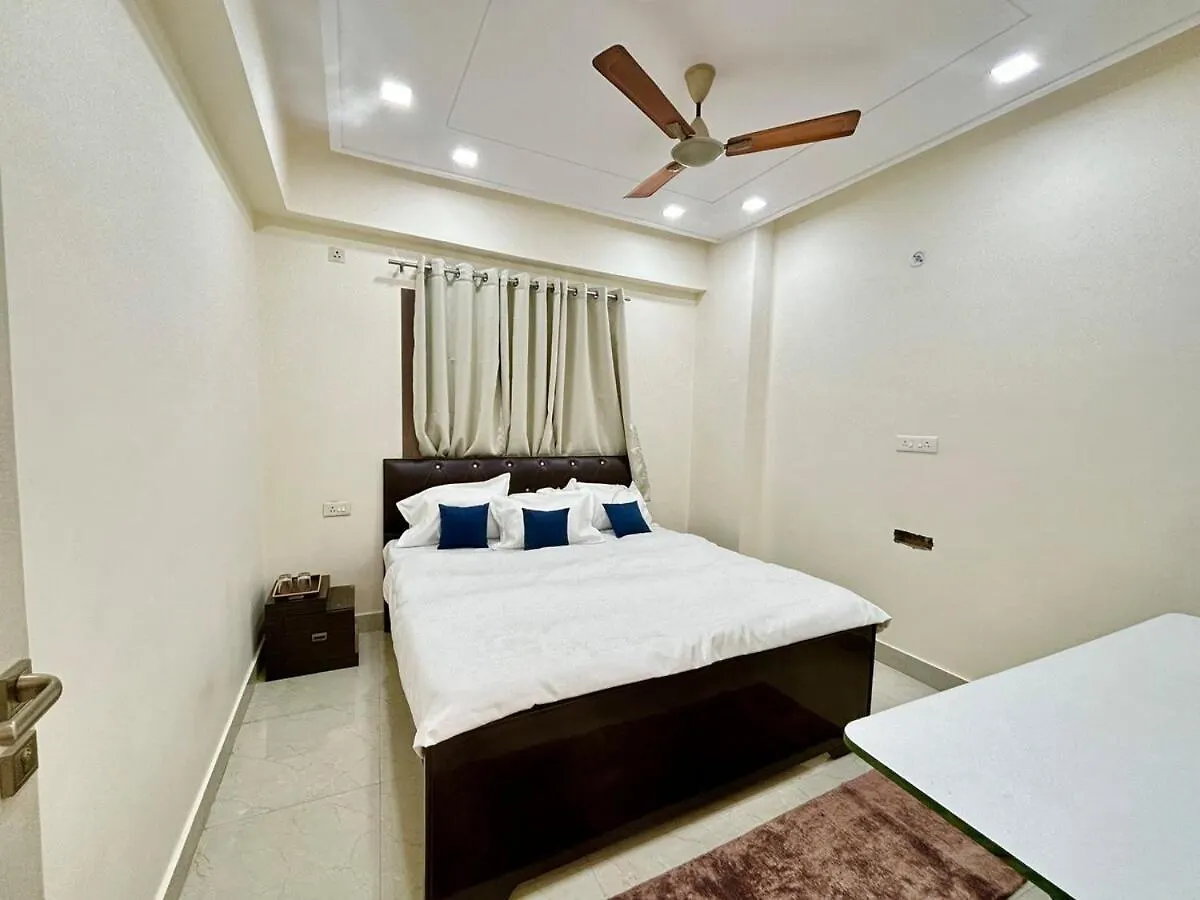 Appartamento Vaidik Gazebo Varanasi 0*,  India